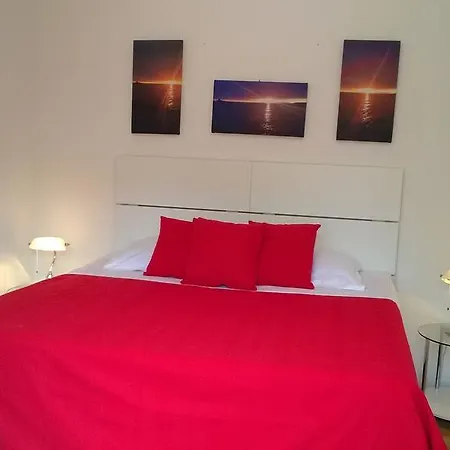 Cozy New Flat For 2 Or 3 * 흐바르