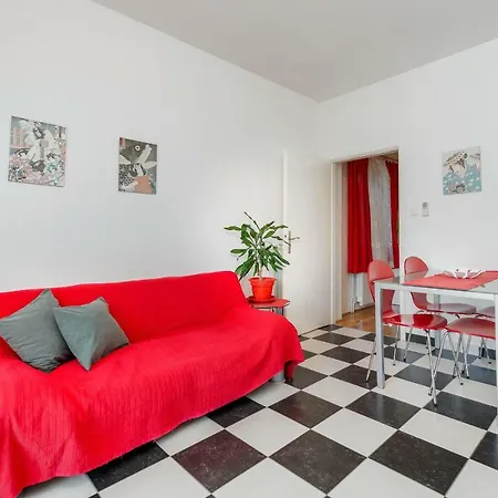 Cozy New Flat For 2 Or 3 * 흐바르