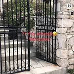 Cozy New Flat For 2 Or 3 * Hvar Town