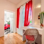 Cozy New Flat For 2 Or 3 Apartman