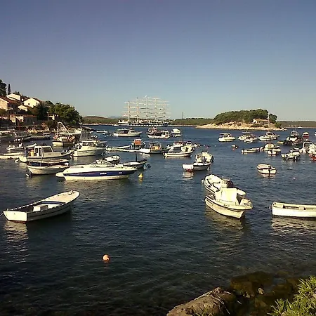 Cozy New Flat For 2 Or 3