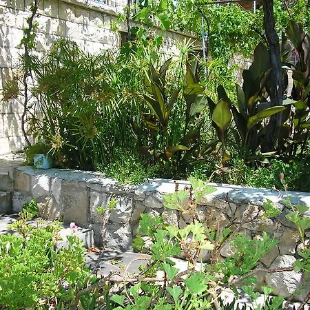 Cozy New Flat For 2 Or 3 *