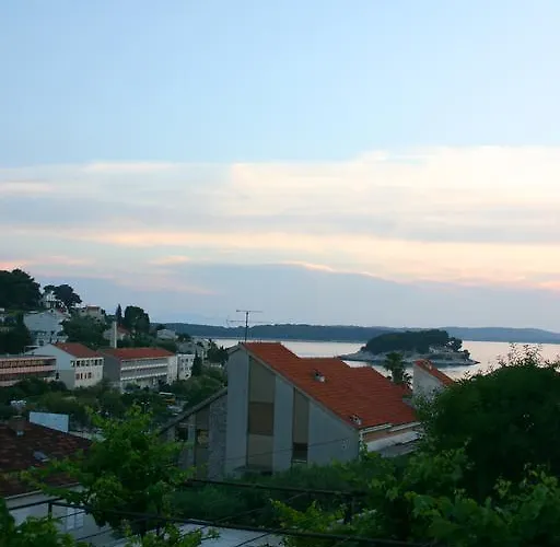 Cozy New Flat For 2 Or 3